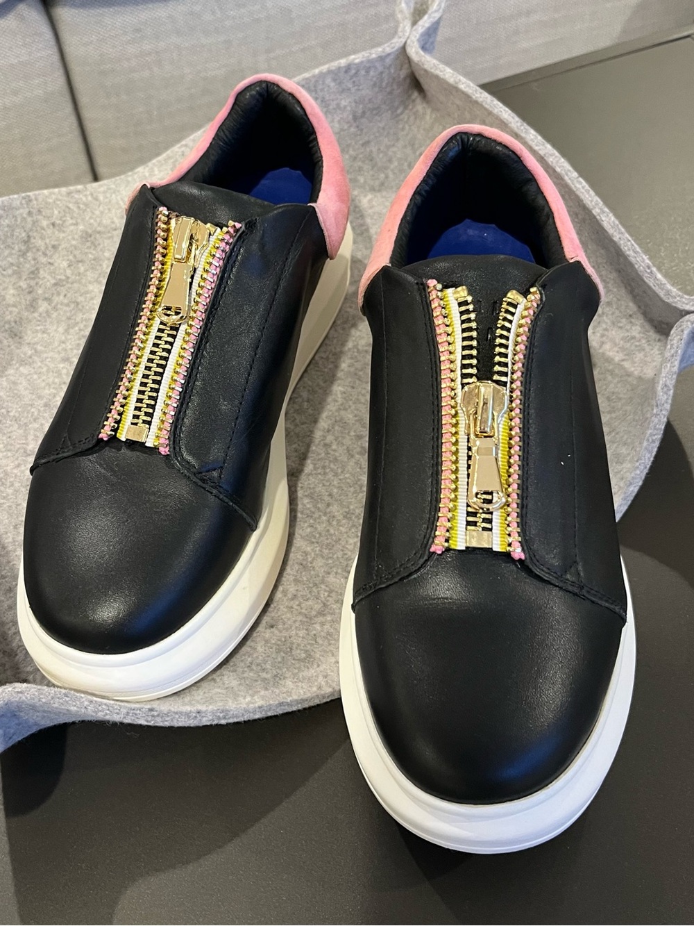Women's Black Slip-On Sneakers with Pink Heel and Gold Center Zipper